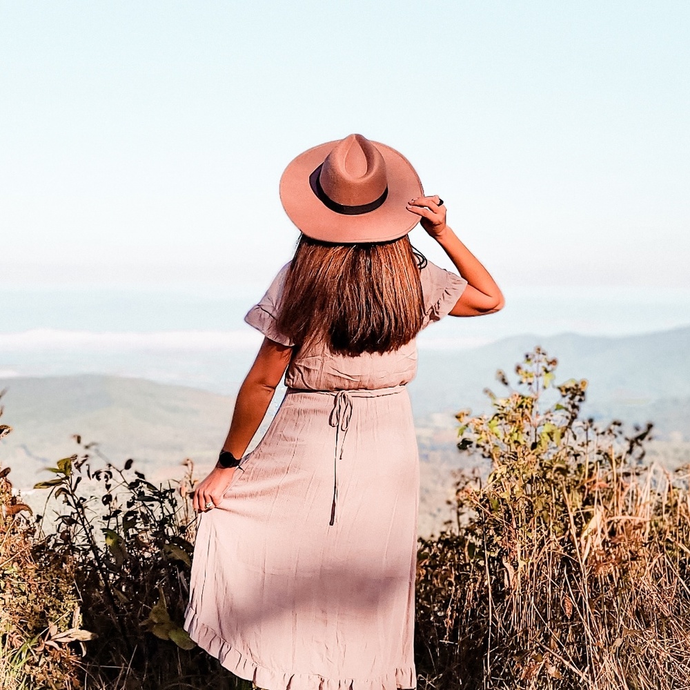 Meet your Posher, Victoria